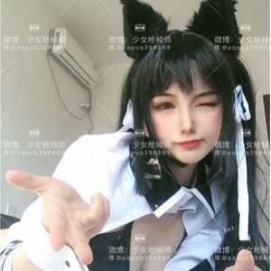 人气COSER少女枪械师牛奶小怪兽套