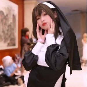 小妹妹的53位推特cosplay福利姬自打包视频合集，总大小5.2GB，7157张图片、976个视频